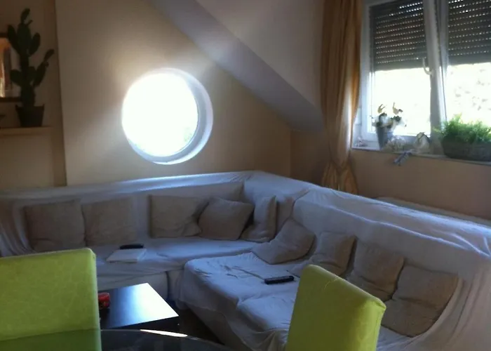 Zarva! Nem Foglalhato! Appartement